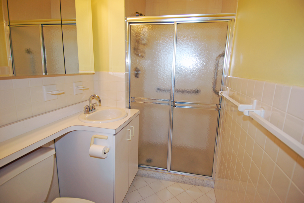 North Shore Towers Apartment