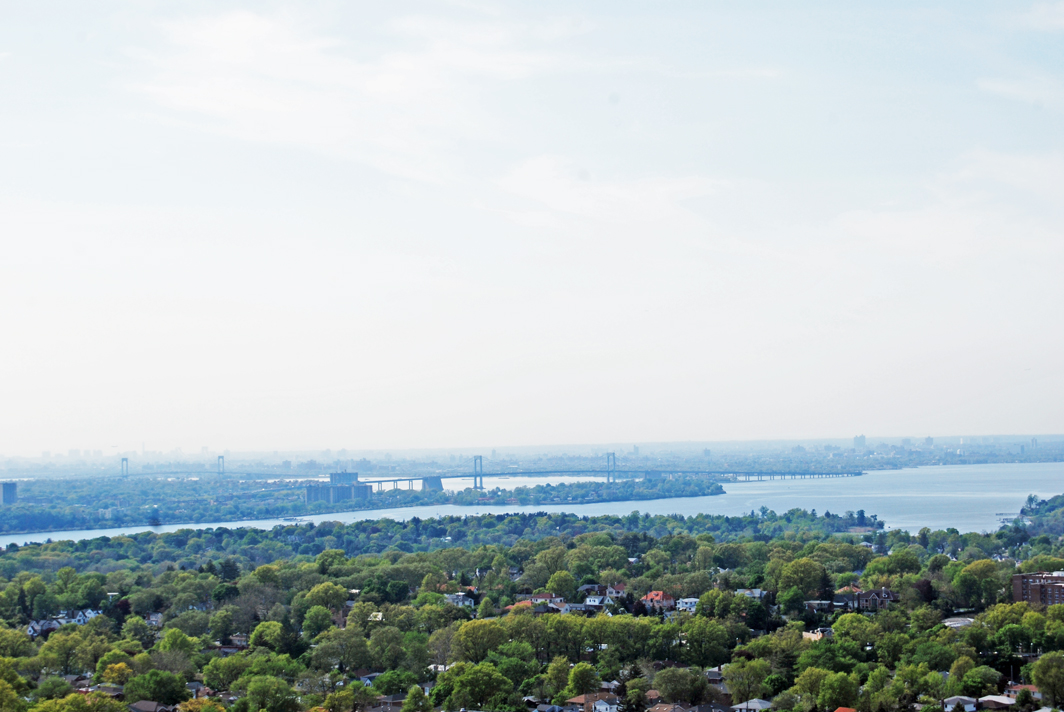 North Shore Towers Apartment