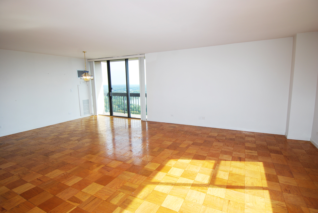 North Shore Towers Apt.