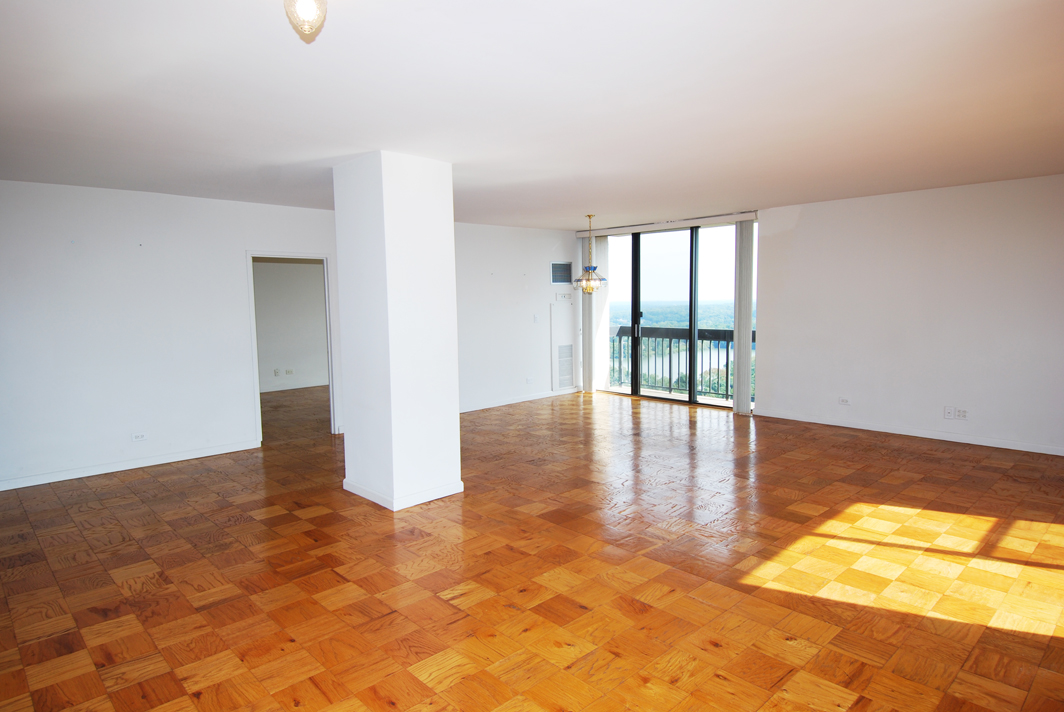 North Shore Towers Apt.