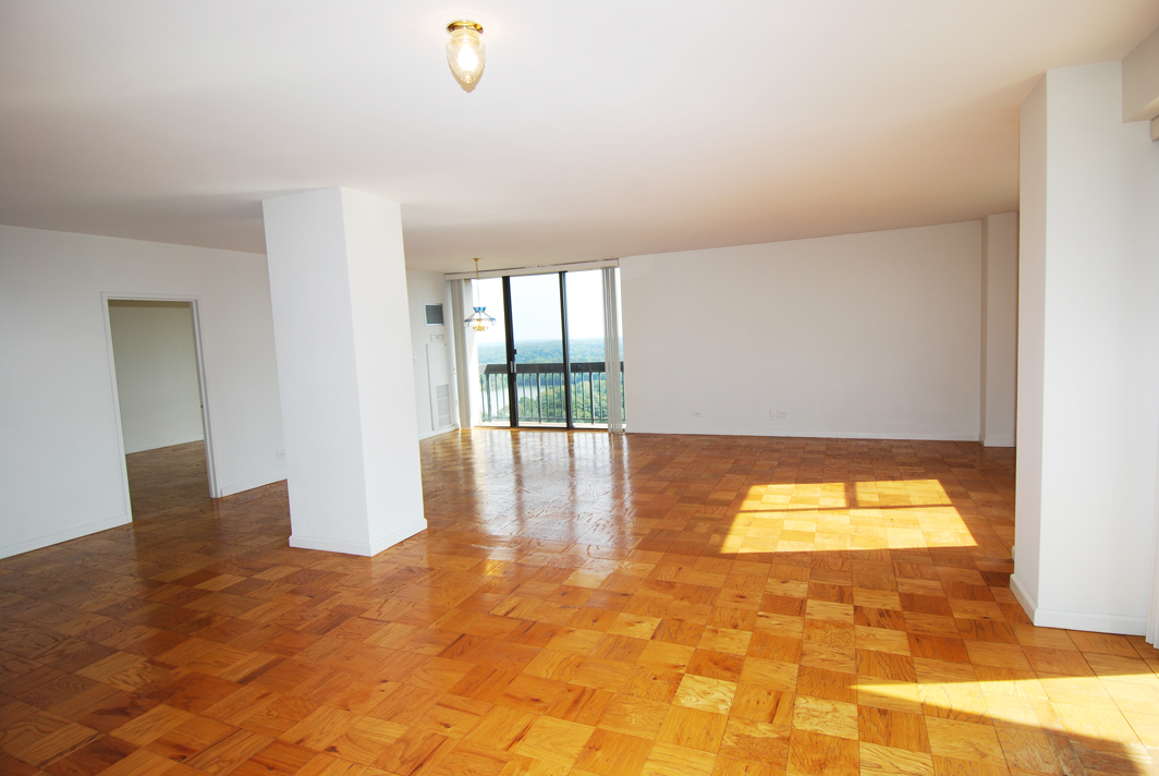 North Shore Towers Apt.