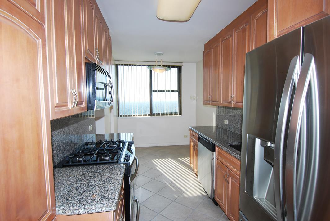 North Shore Towers Apt.