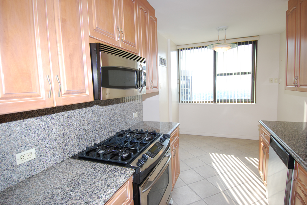 North Shore Towers Apt.