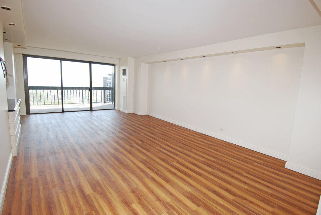 North Shore Towers Apartment