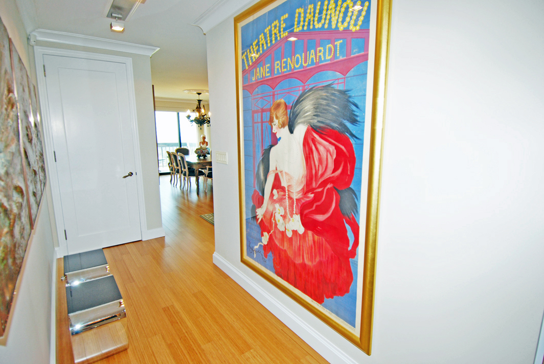 North Shore Towers Apartment