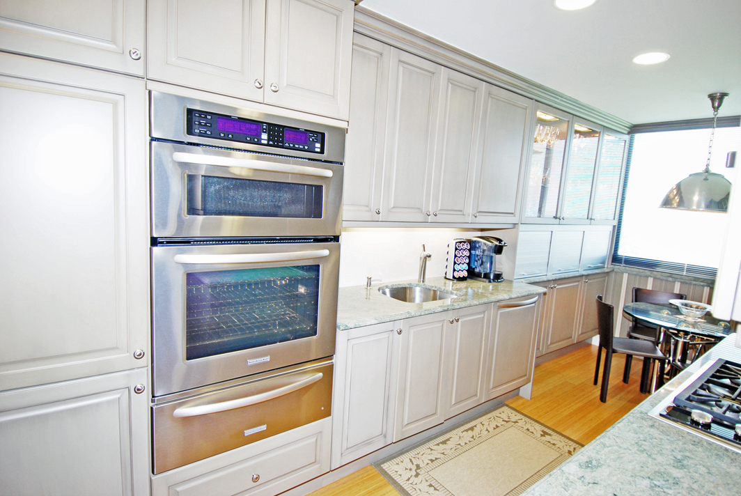 North Shore Towers Apartment