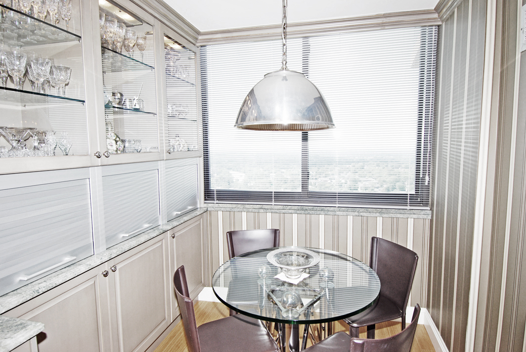 North Shore Towers Apartment