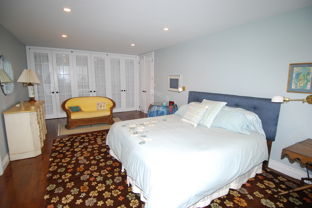 North Shore Towers Apt.