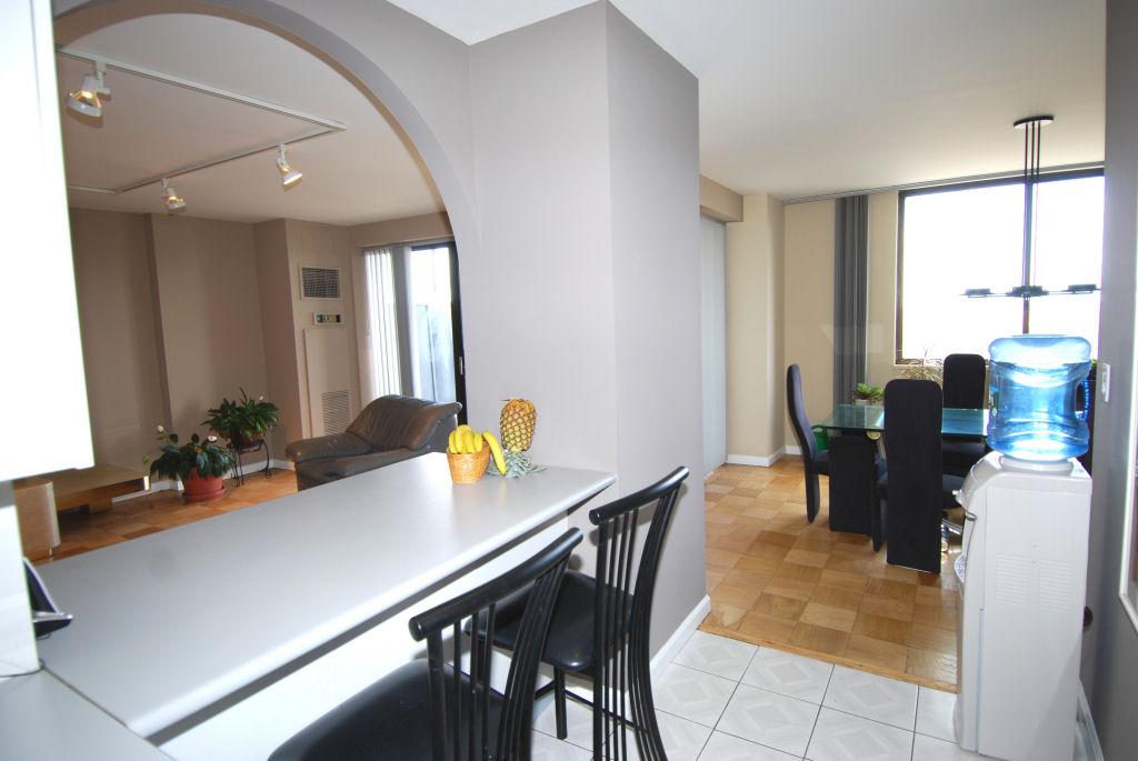 North Shore Towers Apartment