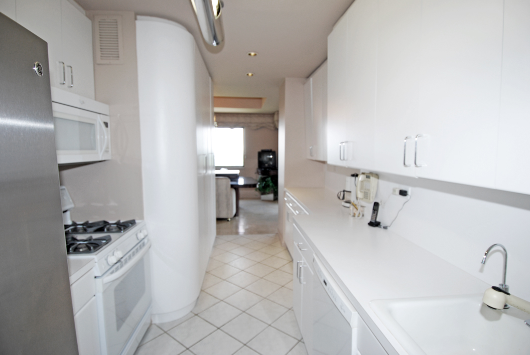 North Shore Towers Apt.