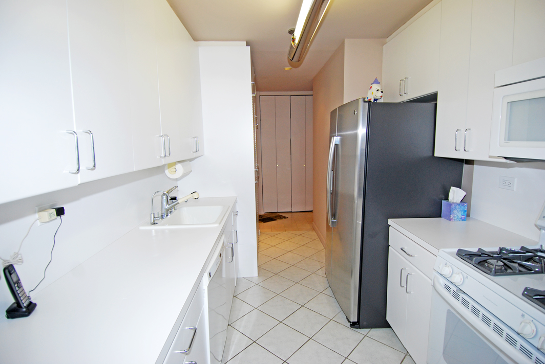 North Shore Towers Apt.