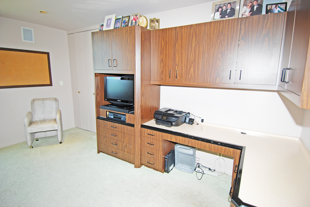 North Shore Towers Apt.