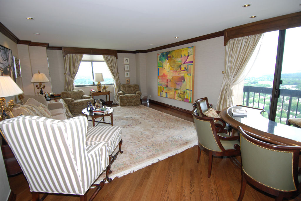 North Shore Towers 3 bedroom co-op