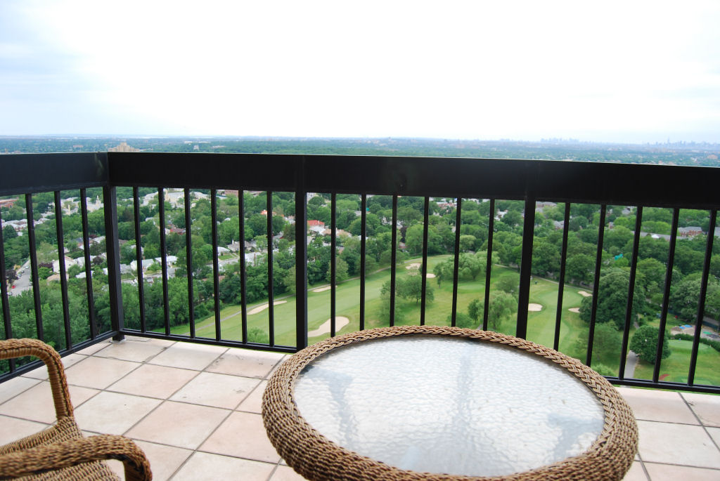 North Shore Towers 3 bedroom co-op