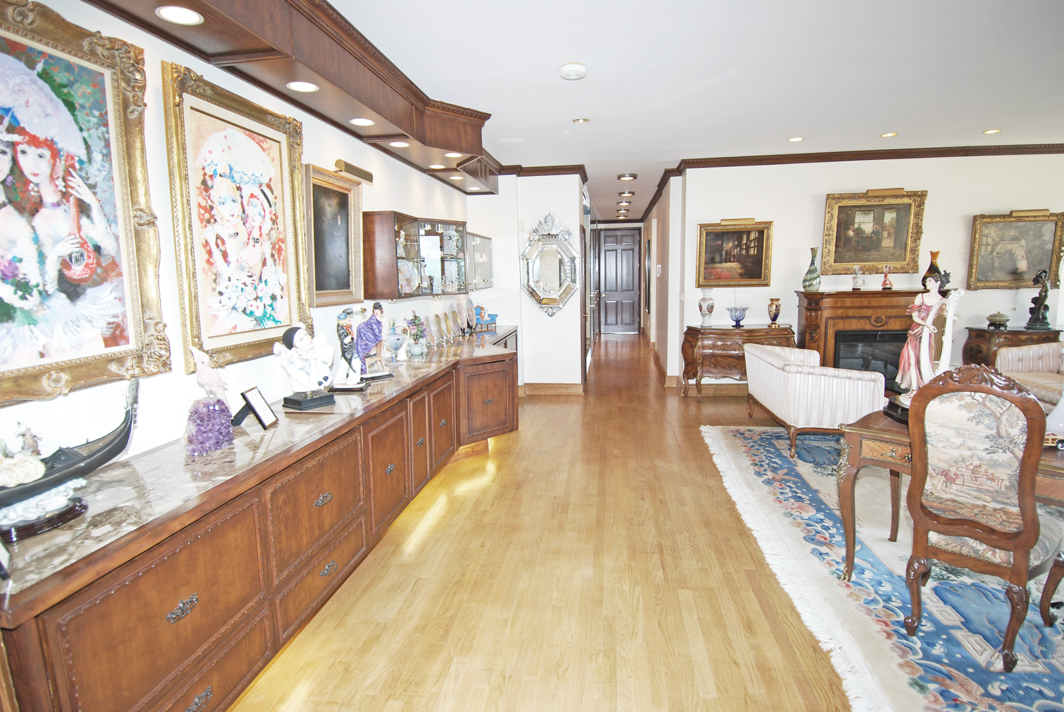 North Shore Towers Penthouse