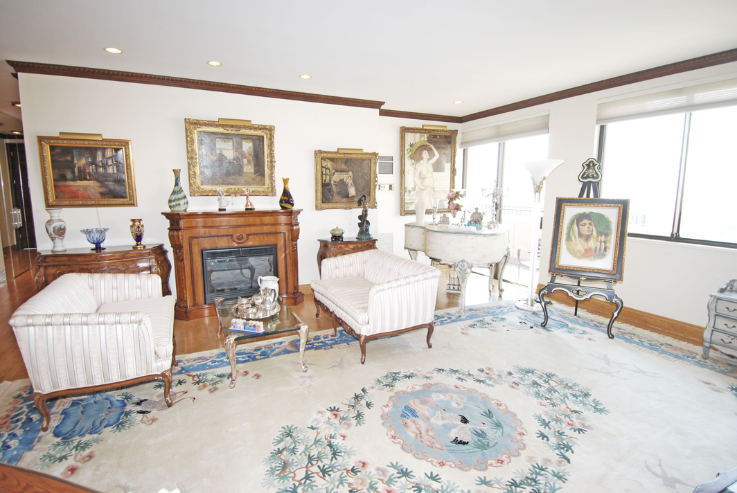 North Shore Towers Penthouse