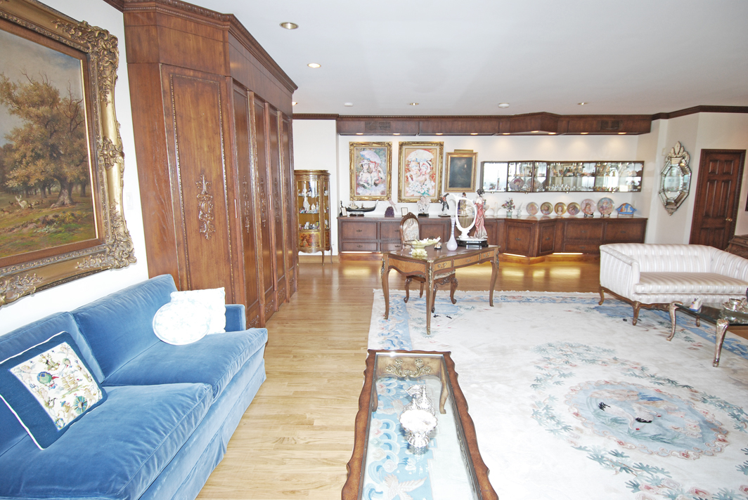 North Shore Towers Penthouse