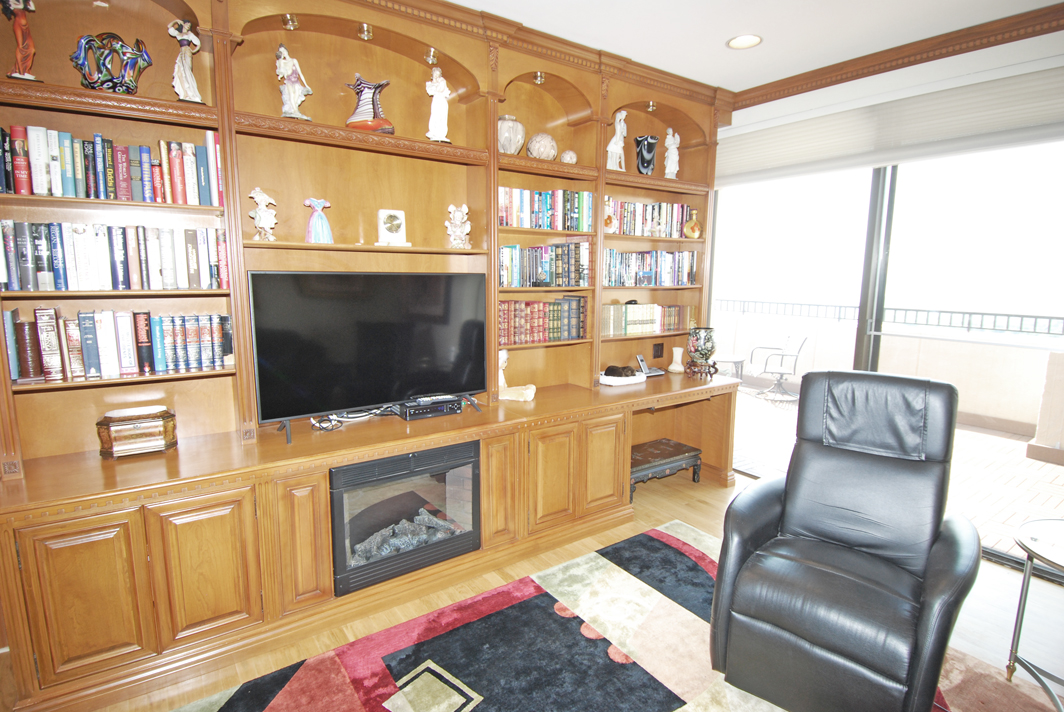 North Shore Towers Penthouse