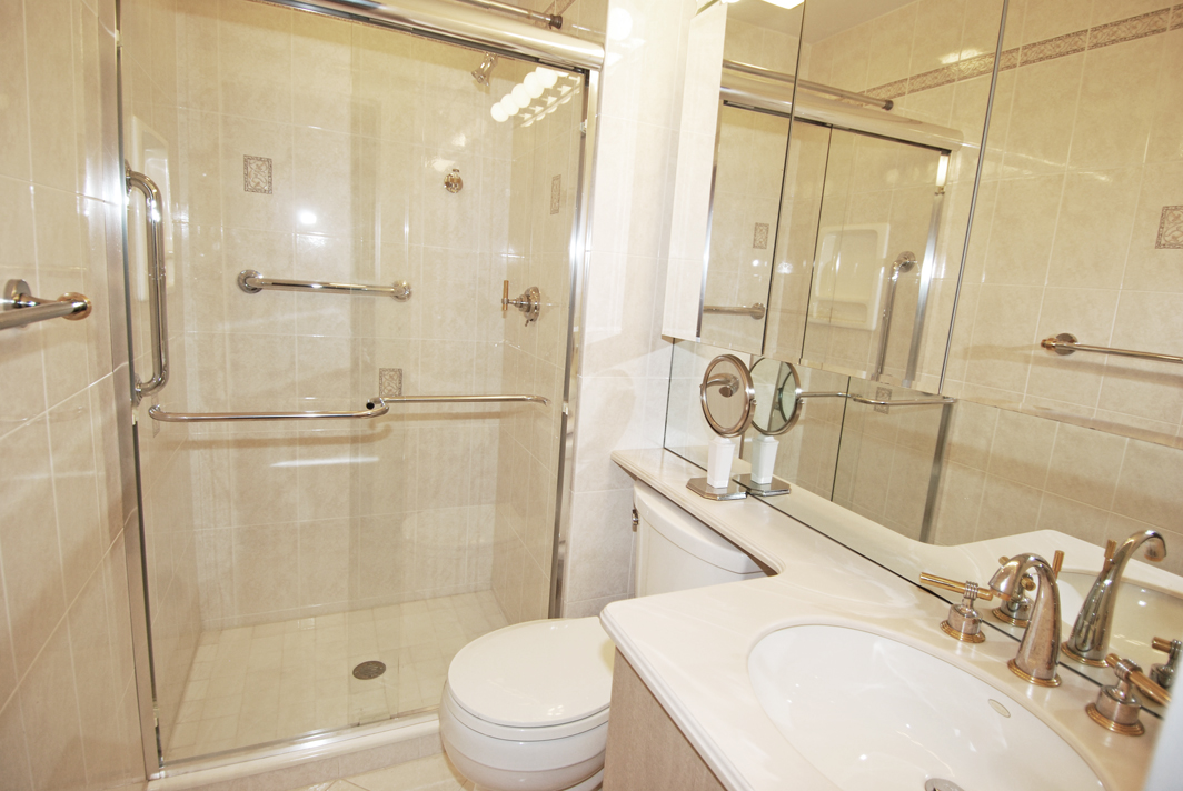 North Shore Towers Penthouse