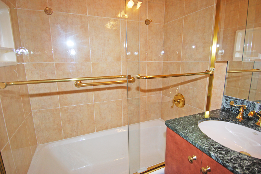 North Shore Towers Penthouse