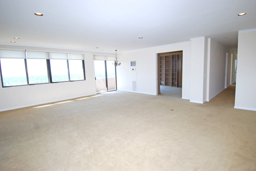 North Shore Towers Penthouse