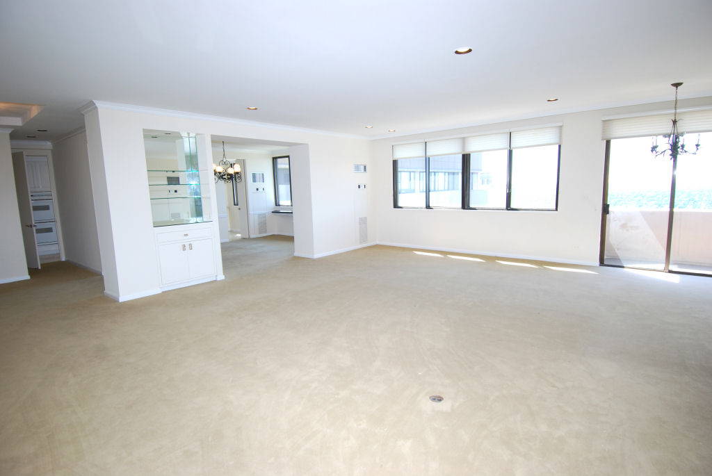 North Shore Towers Penthouse